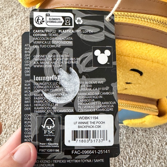 NWT Loungefly Disney Winnie the Pooh Hunny Tummy Plush Backpack - Picture 4 of 5
